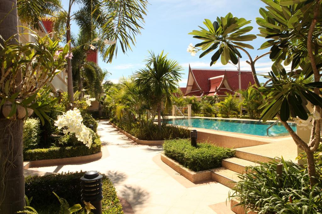 Nordic Tropical Resort Sattahip Esterno foto