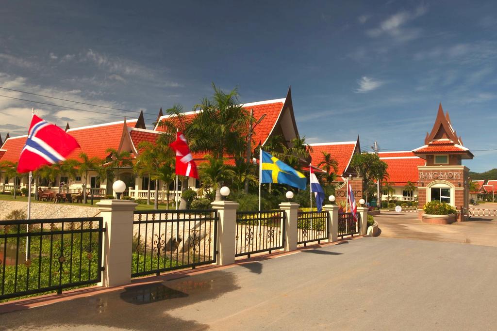 Nordic Tropical Resort Sattahip Esterno foto